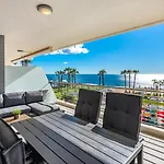 Luxury Seaview Beachfront Pools,jacuzzi,gym Arenales del Sol