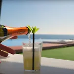 Luxury Seaview Beachfront Pools,jacuzzi,gym * Arenales del Sol