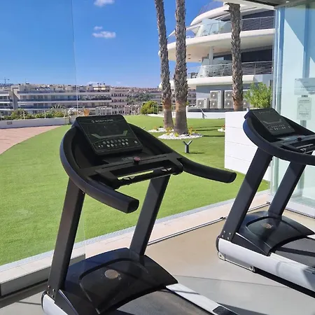 Apartament Infinity View Luxury Beachfront Pool&jacuzzi