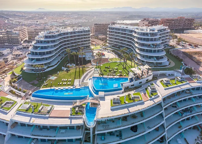 Infinity View Luxury Beachfront Pool&jacuzzi Arenales del Sol