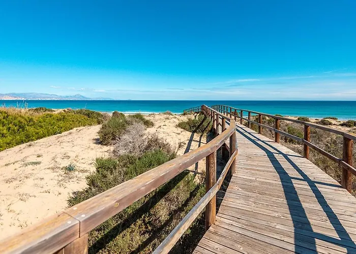Infinity View Luxury Beachfront Pool&jacuzzi Apartment Arenales del Sol