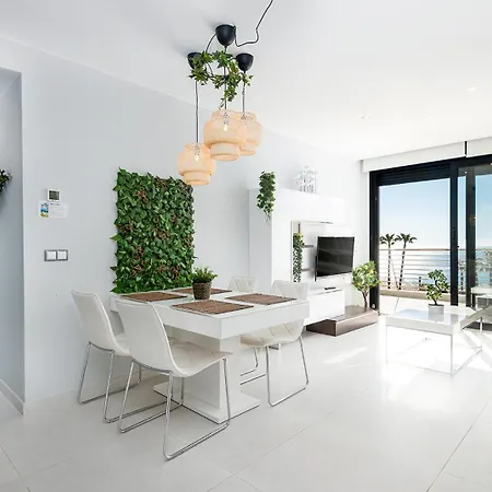 Infinity View Luxury Beachfront Pool&jacuzzi Lägenhet Arenales del Sol