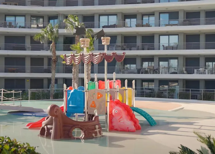 Infinity View Luxury Beachfront Pool&jacuzzi Апартаменты