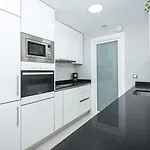 Appartamento Infinity View Luxury Beachfront Pool&jacuzzi *