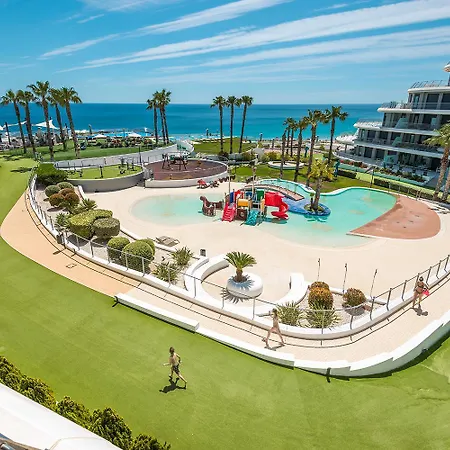 Luxury Seaview Beachfront Pools,jacuzzi,gym *